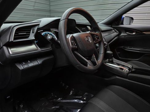 Used 2019 Honda Civic EX image 10
