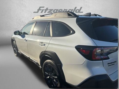 Used 2024 Subaru Outback Onyx Edition image 8