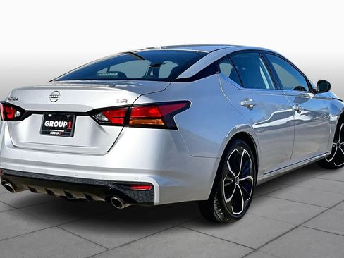 Certified 2024 Nissan Altima 2.5 SR image 13