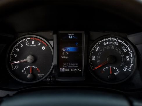Used 2021 Toyota Tacoma SR image 15