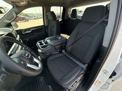 New 2026 GMC Sierra 1500 Elevation image 19
