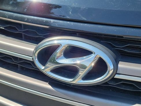 Used 2016 Hyundai Elantra GT image 24