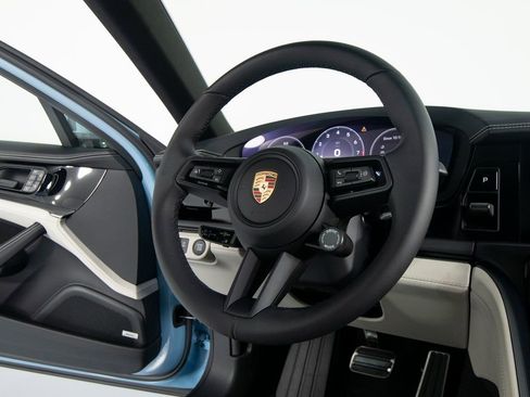 New 2026 Porsche Panamera 4 image 32