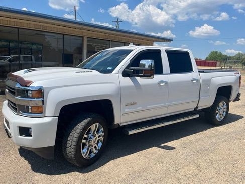 Used 2019 Chevrolet Silverado 2500 High Country w/ Duramax Plus Package AWD/4WD image 26