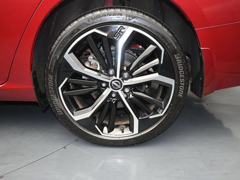 Certified 2024 Nissan Altima 2.5 SR AWD/4WD image 14