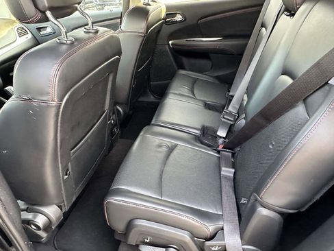 Used 2018 Dodge Journey GT image 12