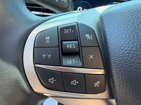Used 2025 Ford Explorer Active w/ Active Comfort Package AWD/4WD image 15