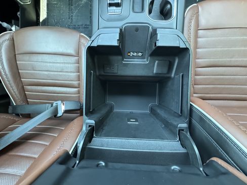 Used 2024 GMC Sierra 1500 Denali Ultimate AWD/4WD image 29