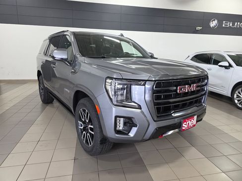 Used 2022 GMC Yukon AT4 AWD/4WD image 7