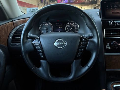 Used 2024 Nissan Armada SL RWD image 41