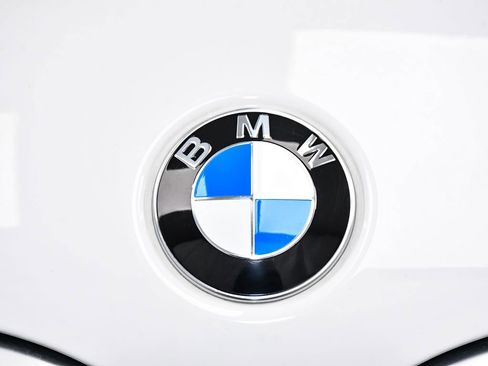 Used 2023 BMW X4 xDrive30i w/ M Sport Package AWD/4WD image 85