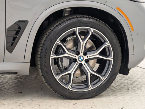 New 2026 BMW X5 xDrive40i w/ M Sport Package image 12