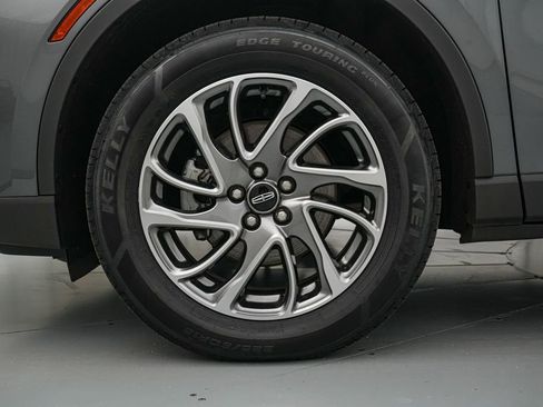 Used 2022 Lincoln Corsair AWD w/ Equipment Group 101A image 11