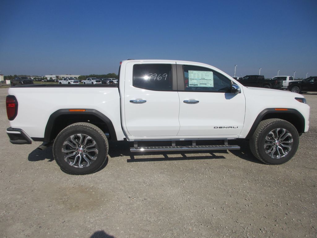 New 2026 GMC Canyon Denali AWD/4WD image 3