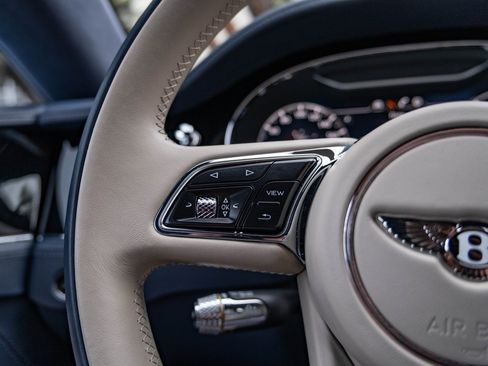 Used 2023 Bentley Continental GT Mulliner image 17