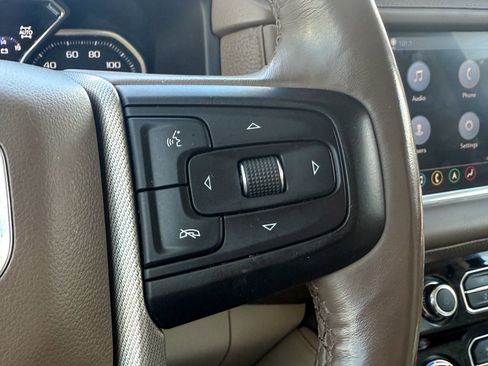 Certified 2021 GMC Yukon Denali w/ Denali Premium Package AWD/4WD image 43