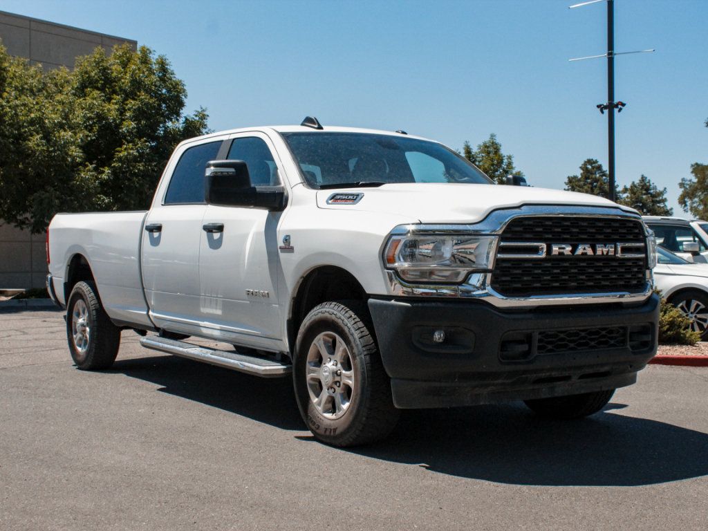 Used 2024 RAM 3500 Big Horn AWD/4WD image 3