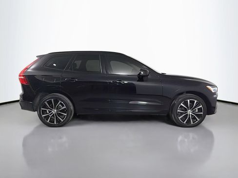 Certified 2024 Volvo XC60 B5 Plus w/ Protection Package Premier AWD/4WD image 5