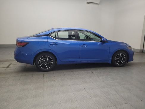 Used 2025 Nissan Sentra SV FWD image 10