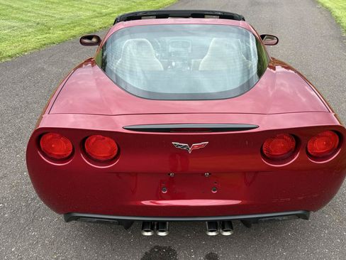 Used 2008 Chevrolet Corvette Coupe w/ Preferred Equipment Group RWD image 5
