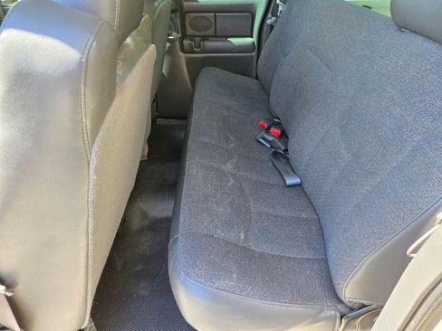 Used 2004 Chevrolet Silverado 1500 W/T image 7