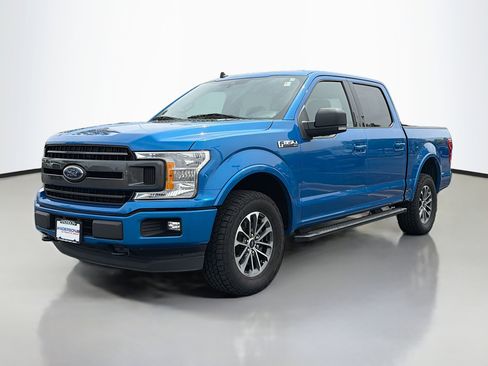 Used 2020 Ford F150 XLT w/ Equipment Group 302A Luxury AWD/4WD image 11