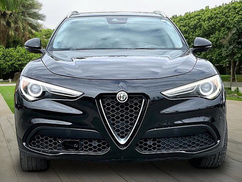 Used 2019 Alfa Romeo Stelvio Ti Lusso w/ Quick Order Package 22X Lusso image 3