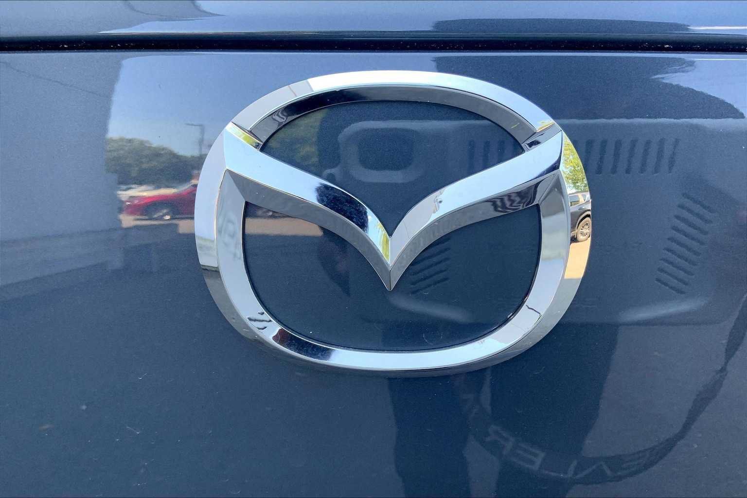 Certified 2025 MAZDA CX-50 AWD 2.5 Hybrid w/ Premium Pkg image 6