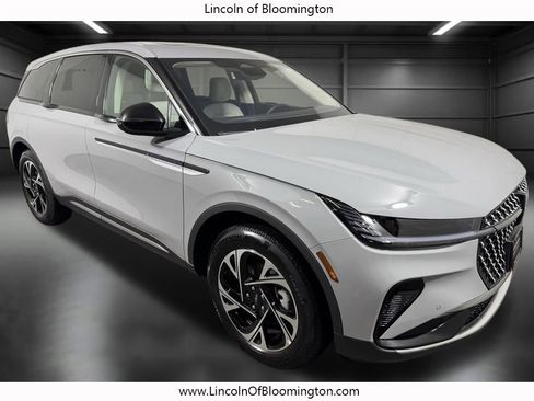 New 2026 Lincoln Nautilus Premier w/ Equipment Group 102A image 10