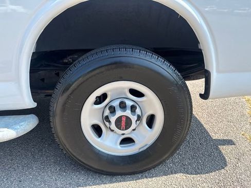 Used 2023 GMC Savana 2500 w/ Driver Convenience Package image 16