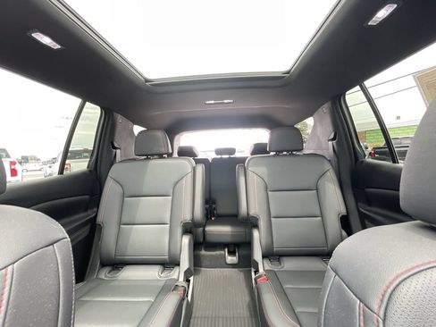 Certified 2025 Chevrolet Traverse Z71 w/ Enhanced Driving Package AWD/4WD image 21