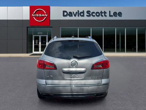 Used 2017 Buick Enclave Leather image 7