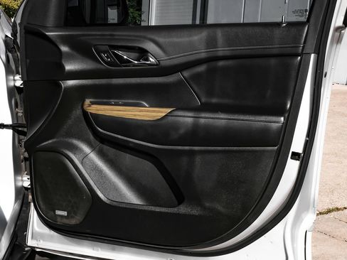 Used 2019 GMC Acadia Denali w/ Technology Package image 58