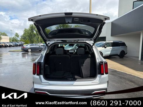 Certified 2023 Kia Sorento EX AWD/4WD image 15