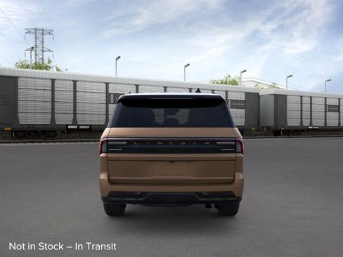 New 2026 Lincoln Navigator Black Label AWD/4WD image 5