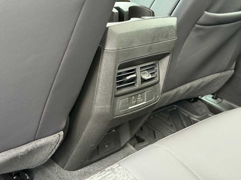 Used 2026 Chevrolet Colorado Z71 AWD/4WD image 22