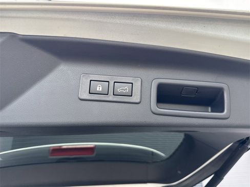 Used 2026 Subaru Forester Limited image 34