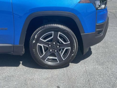 New 2026 Jeep Cherokee Laredo AWD/4WD image 10