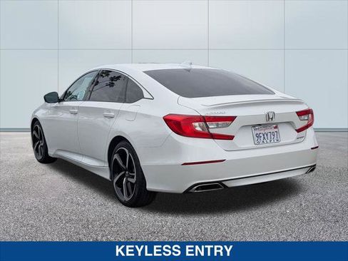Used 2019 Honda Accord Sport image 3
