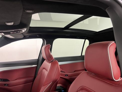 Used 2024 Jeep Wagoneer Launch Edition image 26