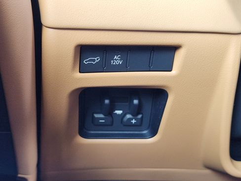 New 2026 Lexus LX 700h Luxury AWD/4WD image 19