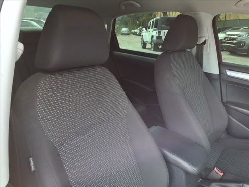 Used 2016 Volkswagen Passat 1.8T S image 18