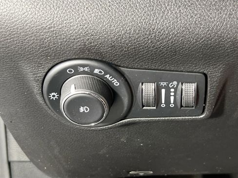 Used 2022 Jeep Compass Limited AWD/4WD image 10