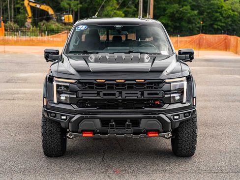 Used 2025 Ford F150 Raptor w/ Equipment Group 803A Raptor R AWD/4WD image 4