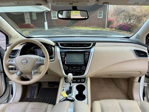 Used 2015 Nissan Murano Platinum w/ Platinum Technology Package image 9