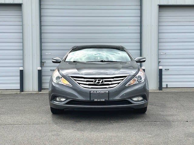 Used 2013 Hyundai Sonata Limited w/ Premium Pkg FWD image 2