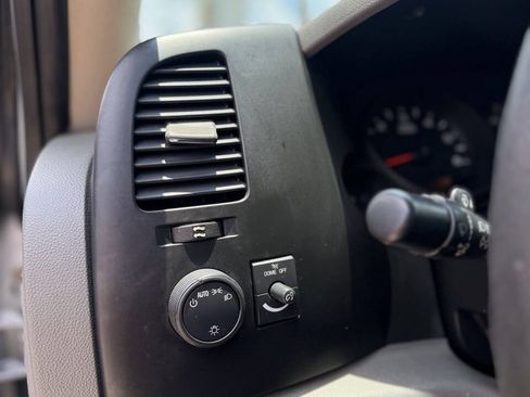 Used 2010 Chevrolet Silverado 1500 LS RWD image 15