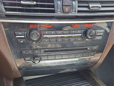 Used 2018 BMW X5 xDrive50i image 27