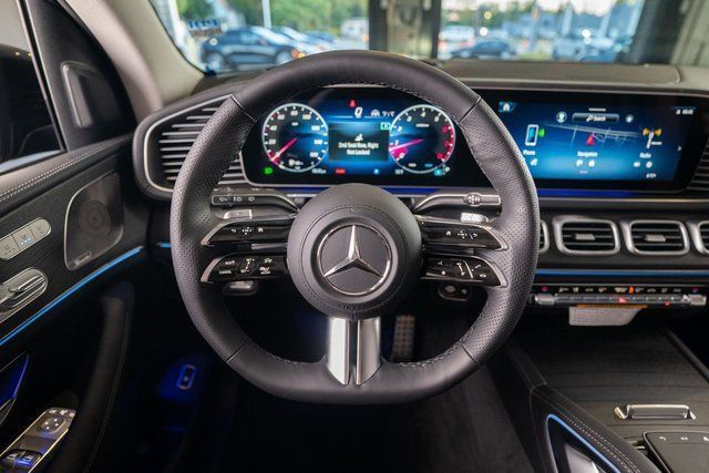 Certified 2026 Mercedes-Benz GLS 450 4MATIC image 26