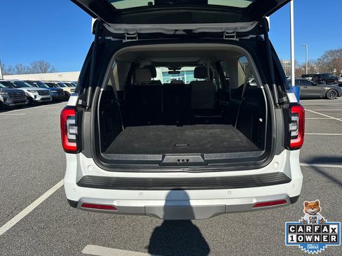 Used 2024 Ford Expedition Max Limited image 18